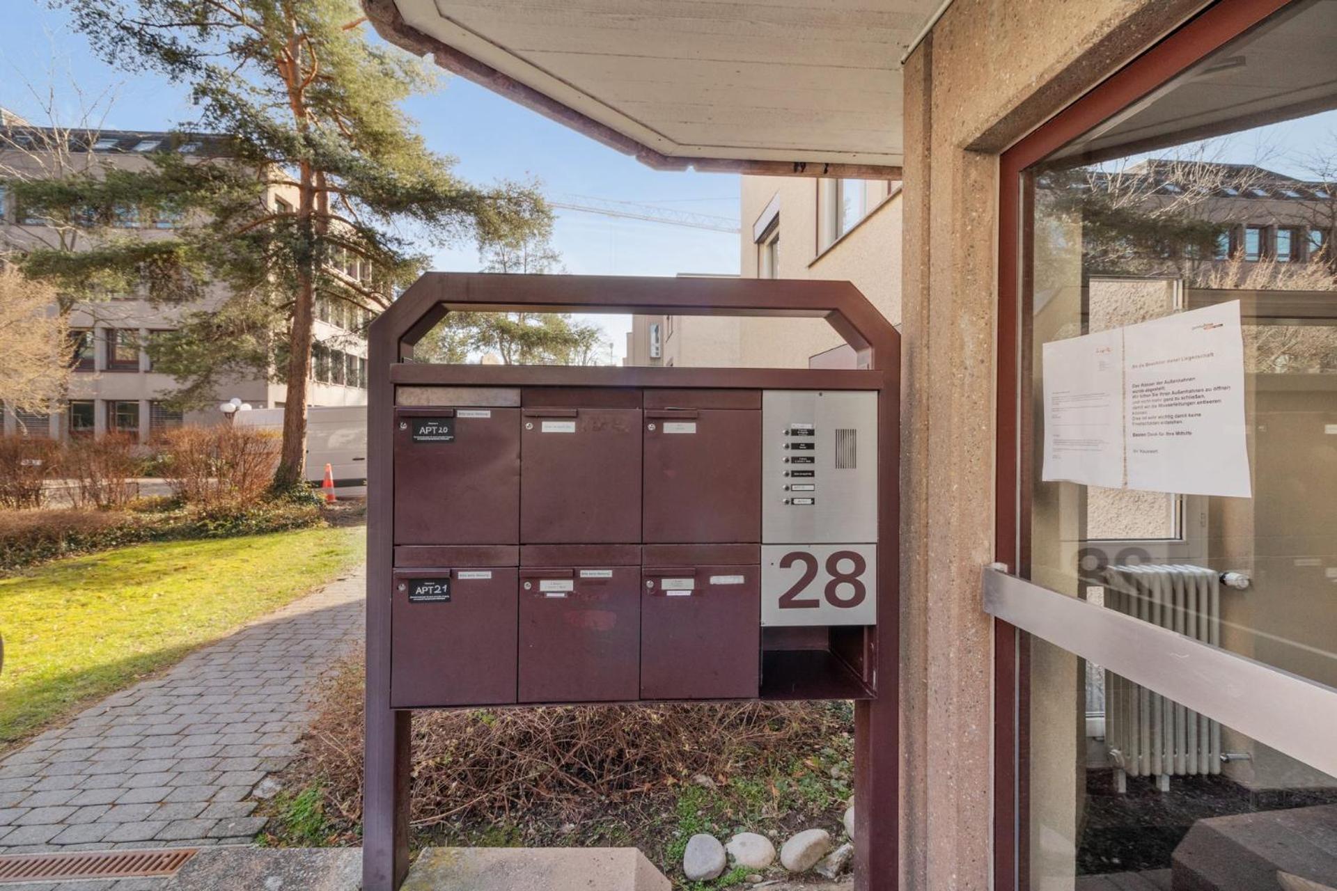 Spacious Apartment In Zurich Exterior photo